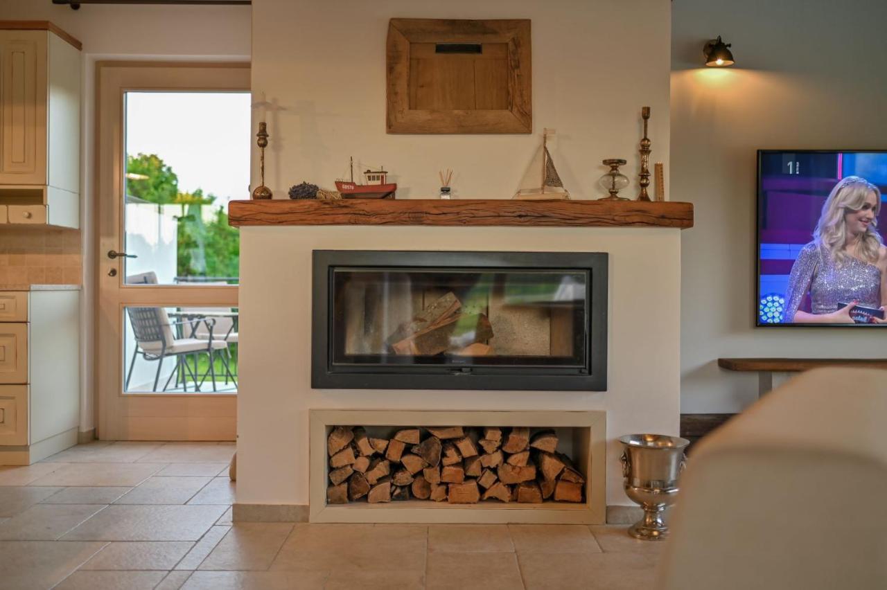 Luxury Villa Solea Barusic ภายนอก รูปภาพ